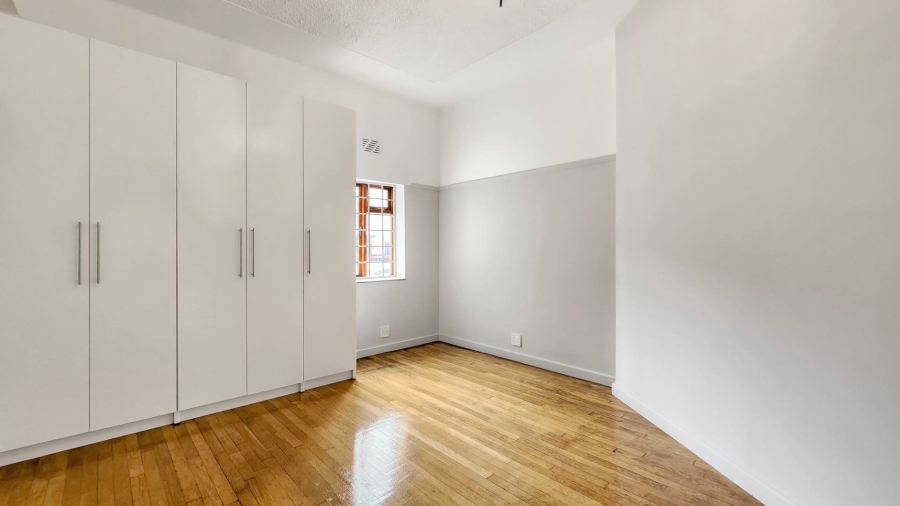 To Let 2 Bedroom Property for Rent in Sea Point Western Cape